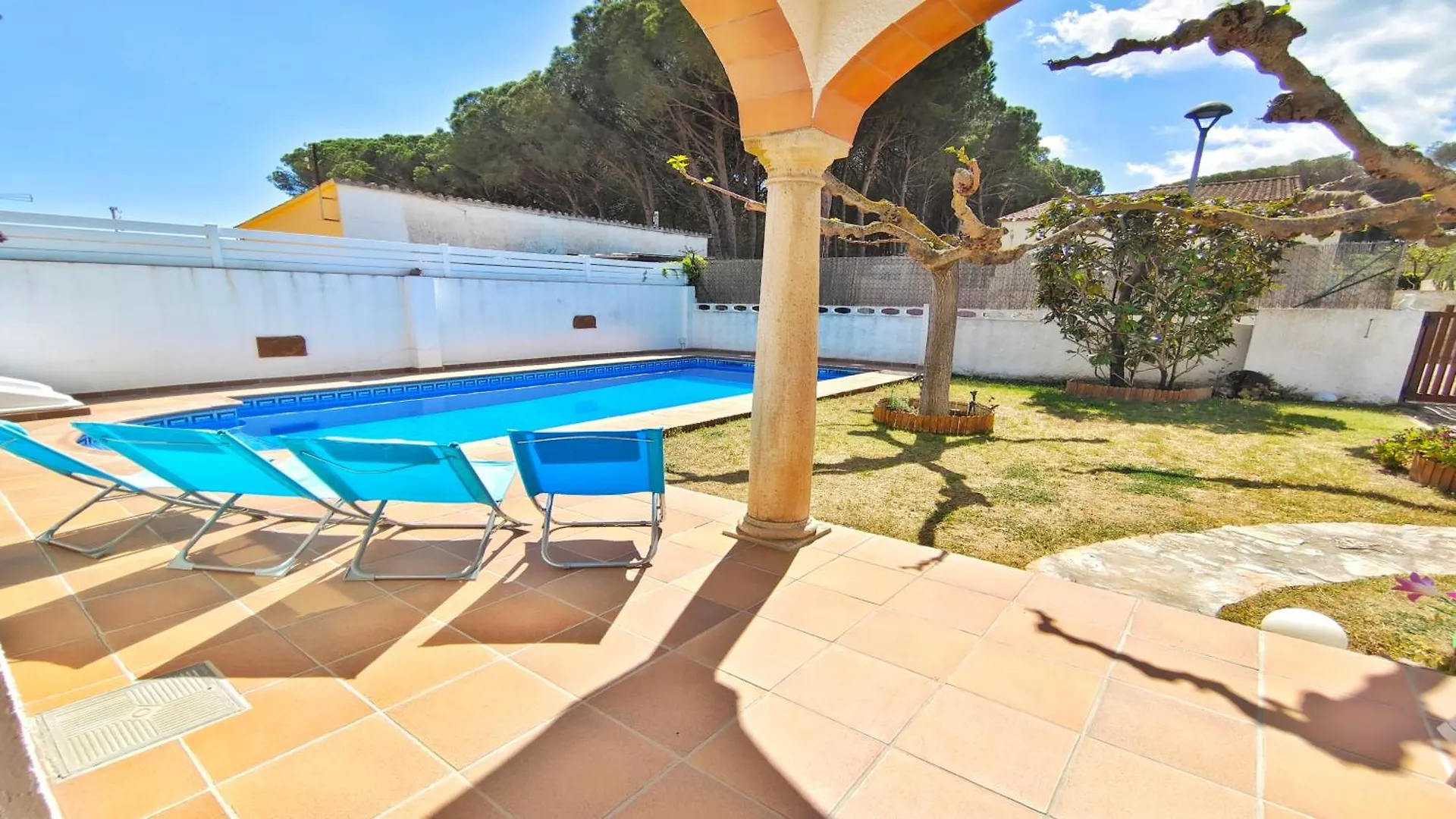 Vacay Villa Rosy, Sol Y Relax En La Costa Brava, Ля Эскала