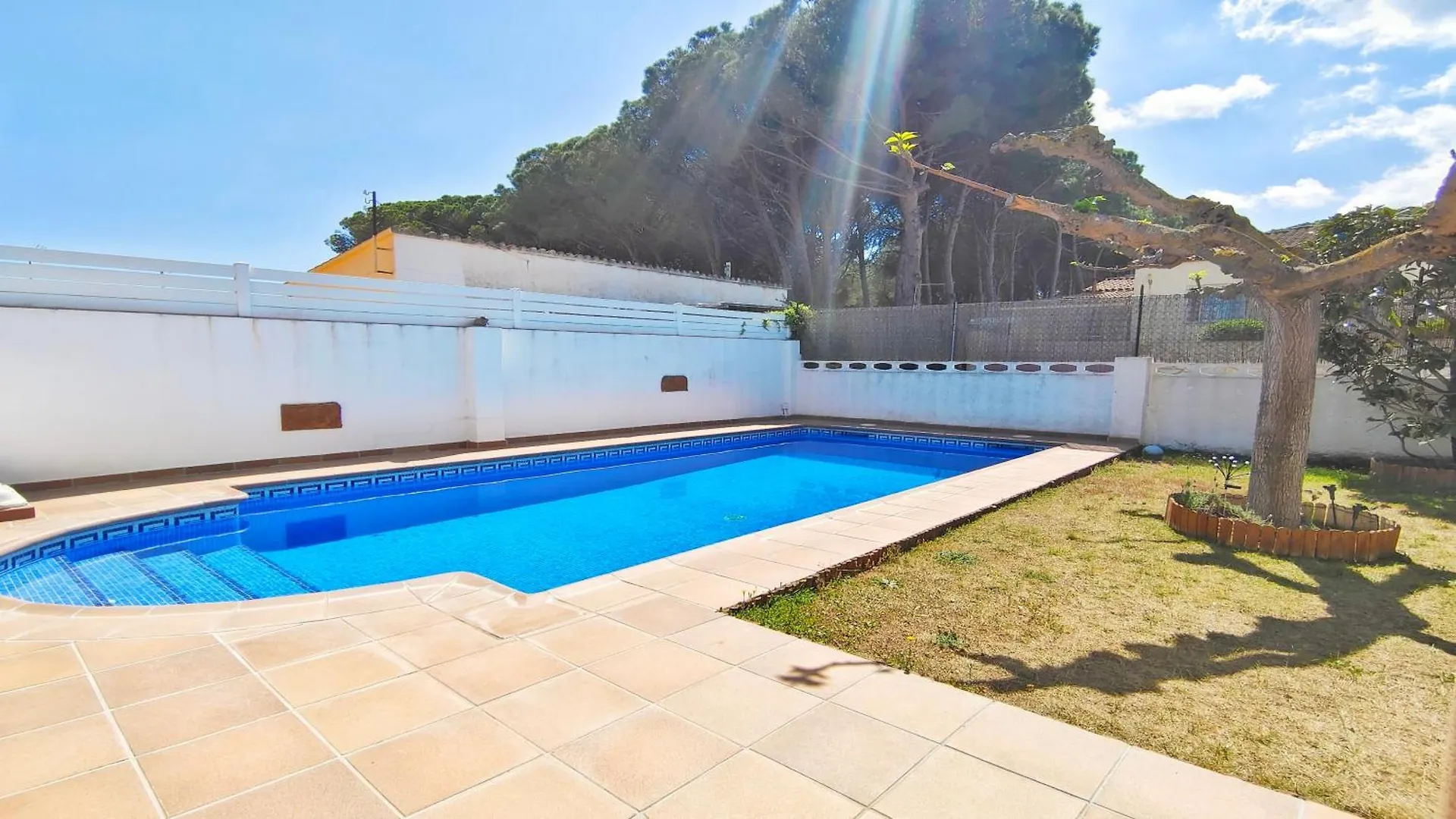 Vacay Villa Rosy, Sol Y Relax En La Costa Brava, Ля Эскала Испания